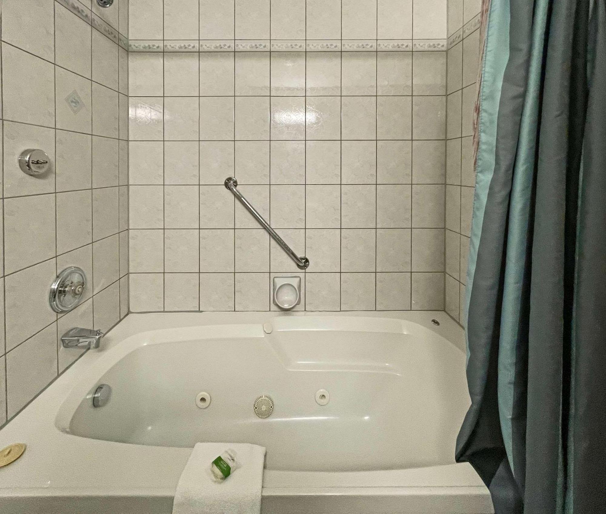 The Grand Tappattoo Resort, Ascend Hotel Collection Otter Lake Buitenkant foto