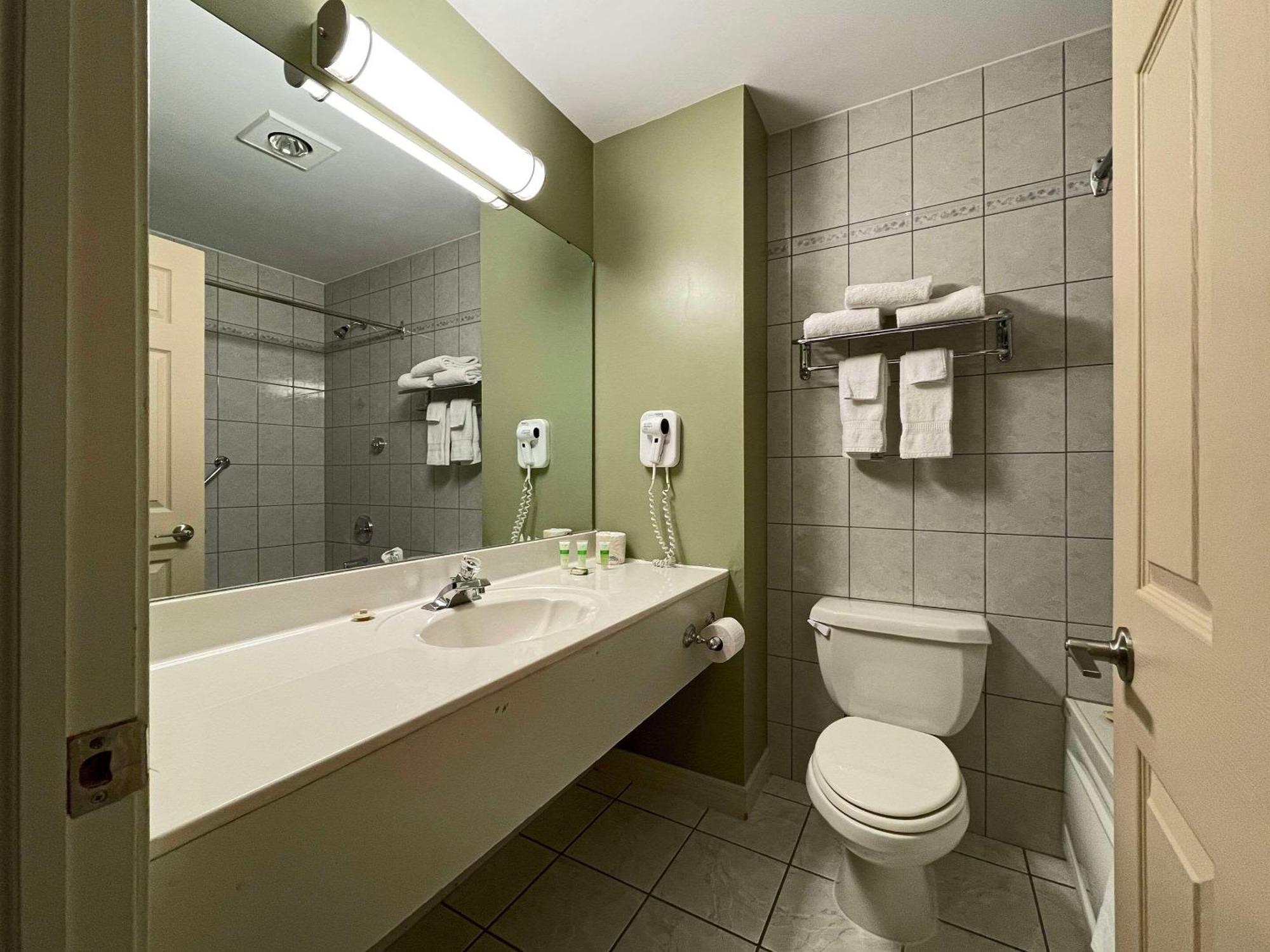 The Grand Tappattoo Resort, Ascend Hotel Collection Otter Lake Buitenkant foto