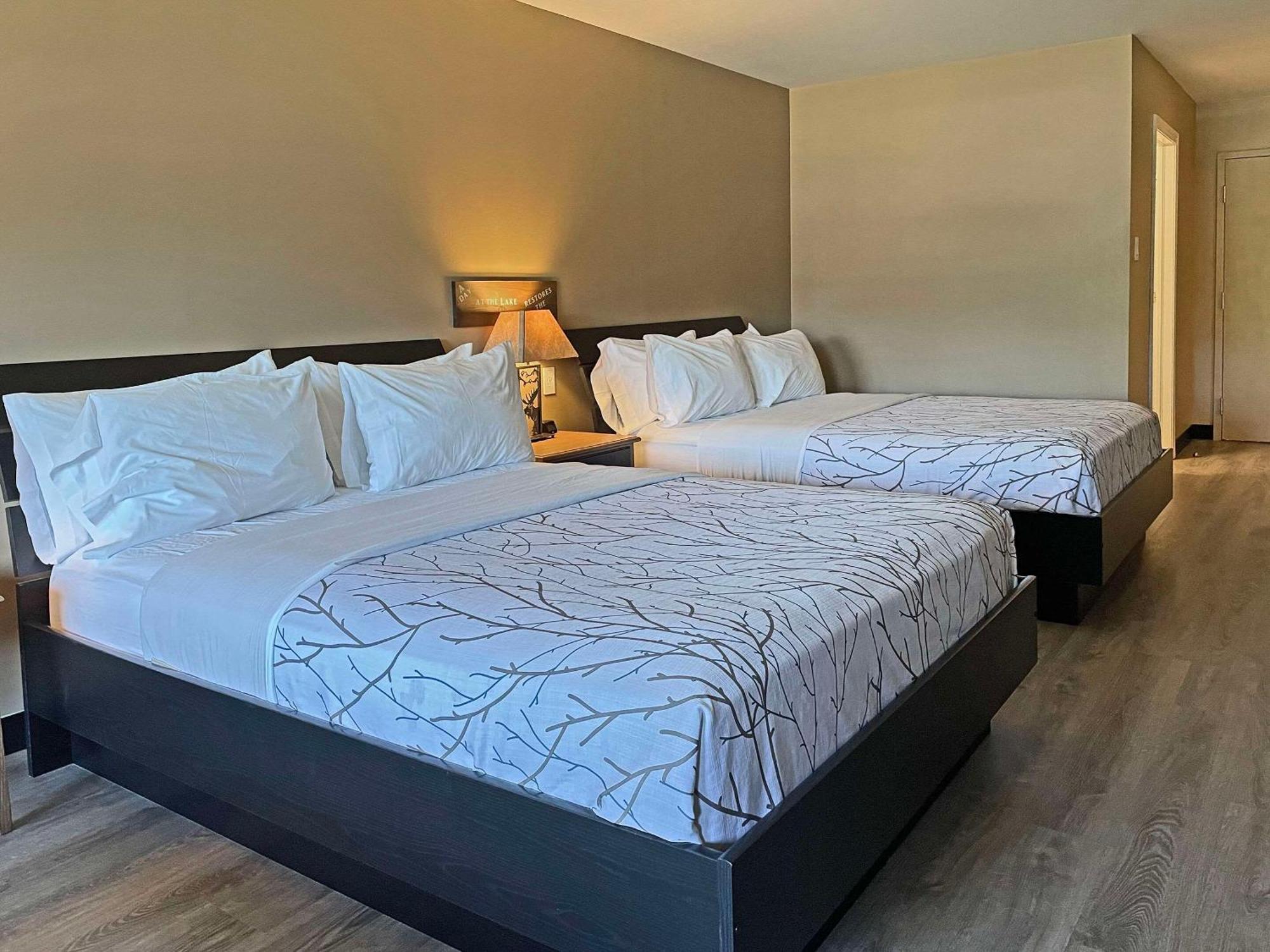 The Grand Tappattoo Resort, Ascend Hotel Collection Otter Lake Buitenkant foto